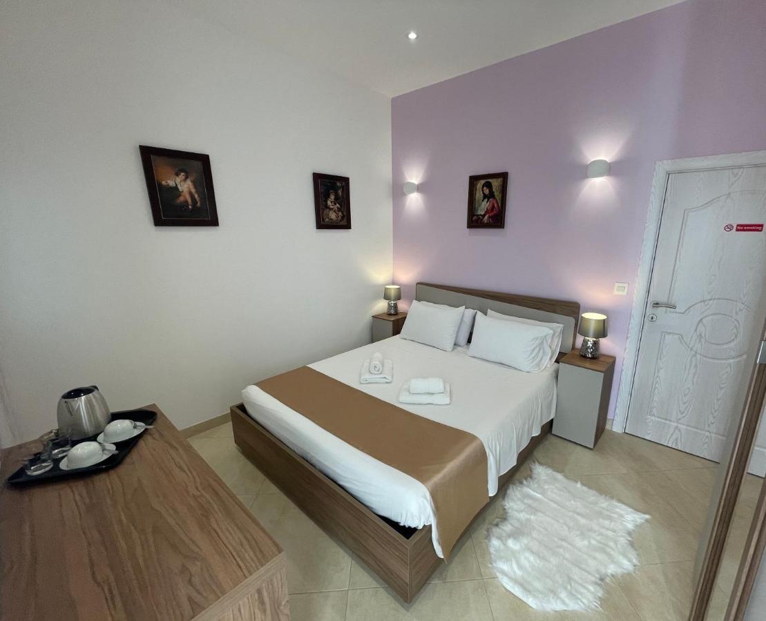 Bed and Breakfast Alina Boutique Living Виктория Экстерьер фото