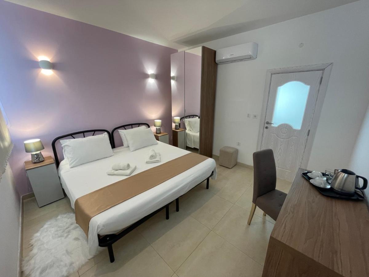 Bed and Breakfast Alina Boutique Living Виктория Экстерьер фото