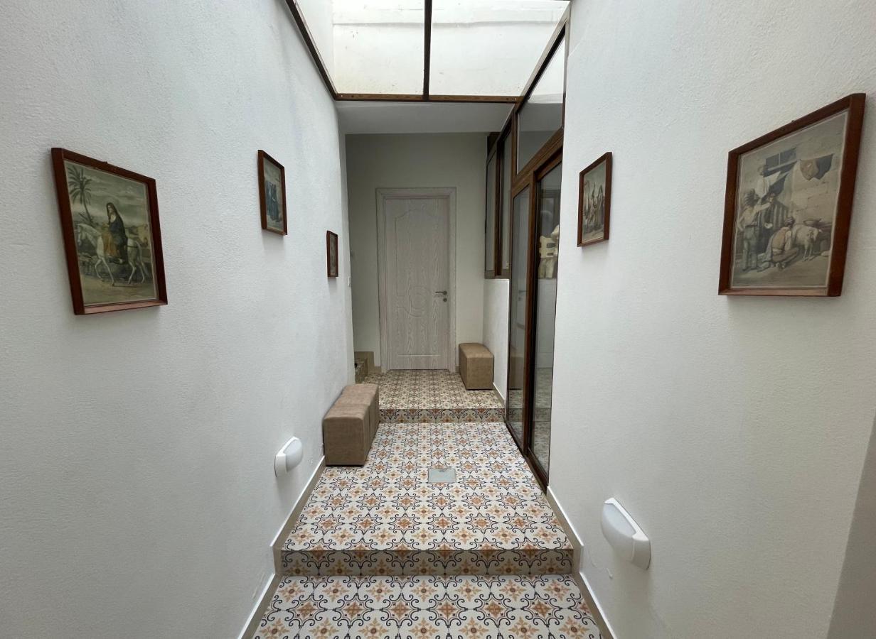 Bed and Breakfast Alina Boutique Living Виктория Экстерьер фото