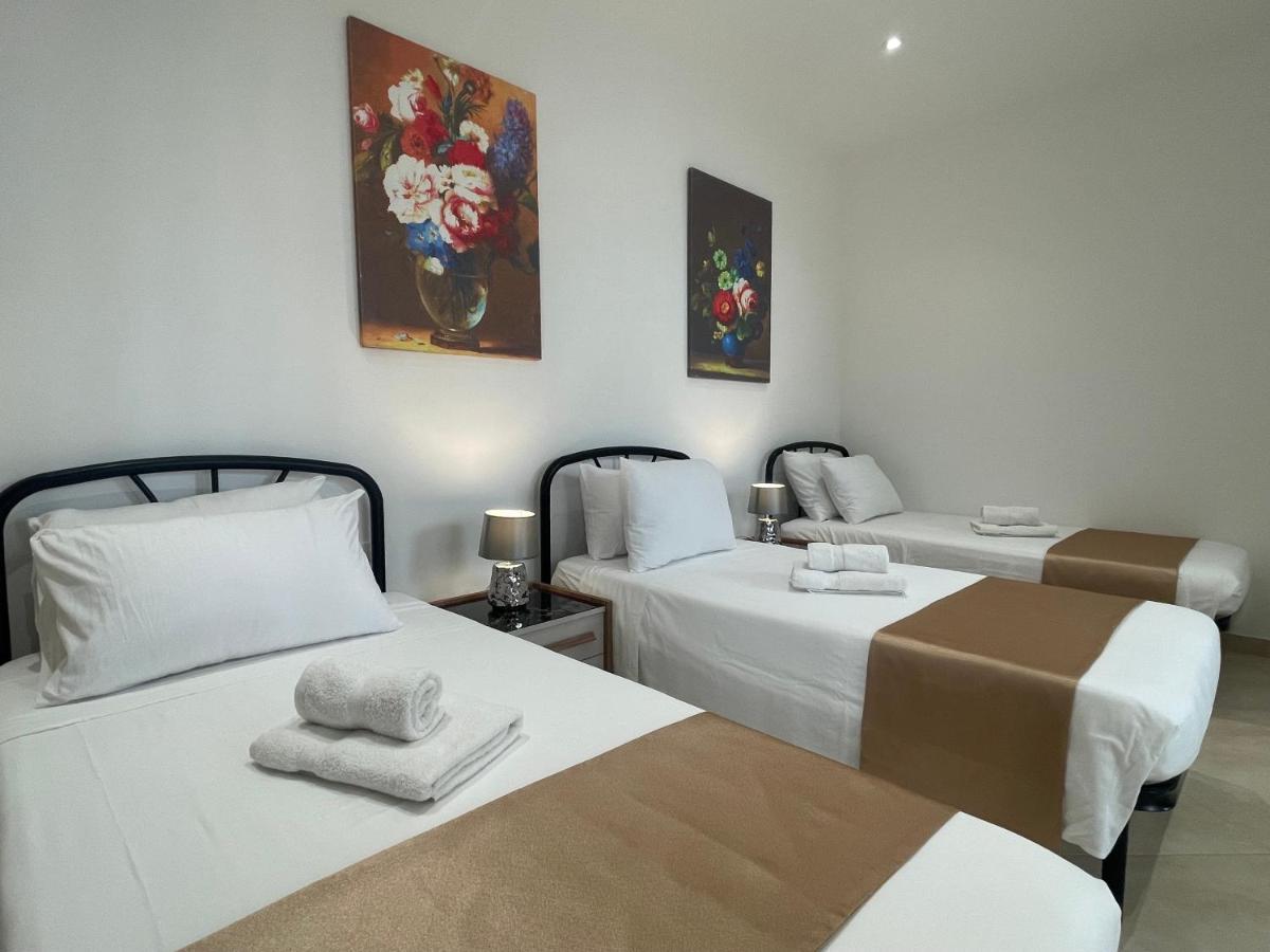 Bed and Breakfast Alina Boutique Living Виктория Экстерьер фото